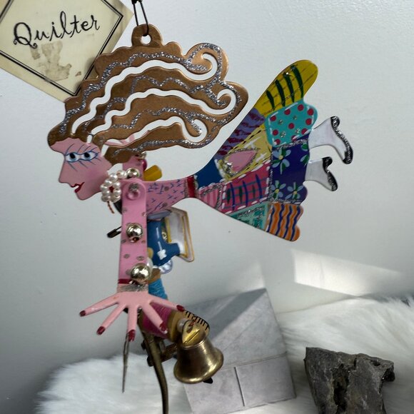 Karen Rossi Fanciful Flights Silvestri "I Love to Sew" Christmas Ornament - Picture 1 of 8